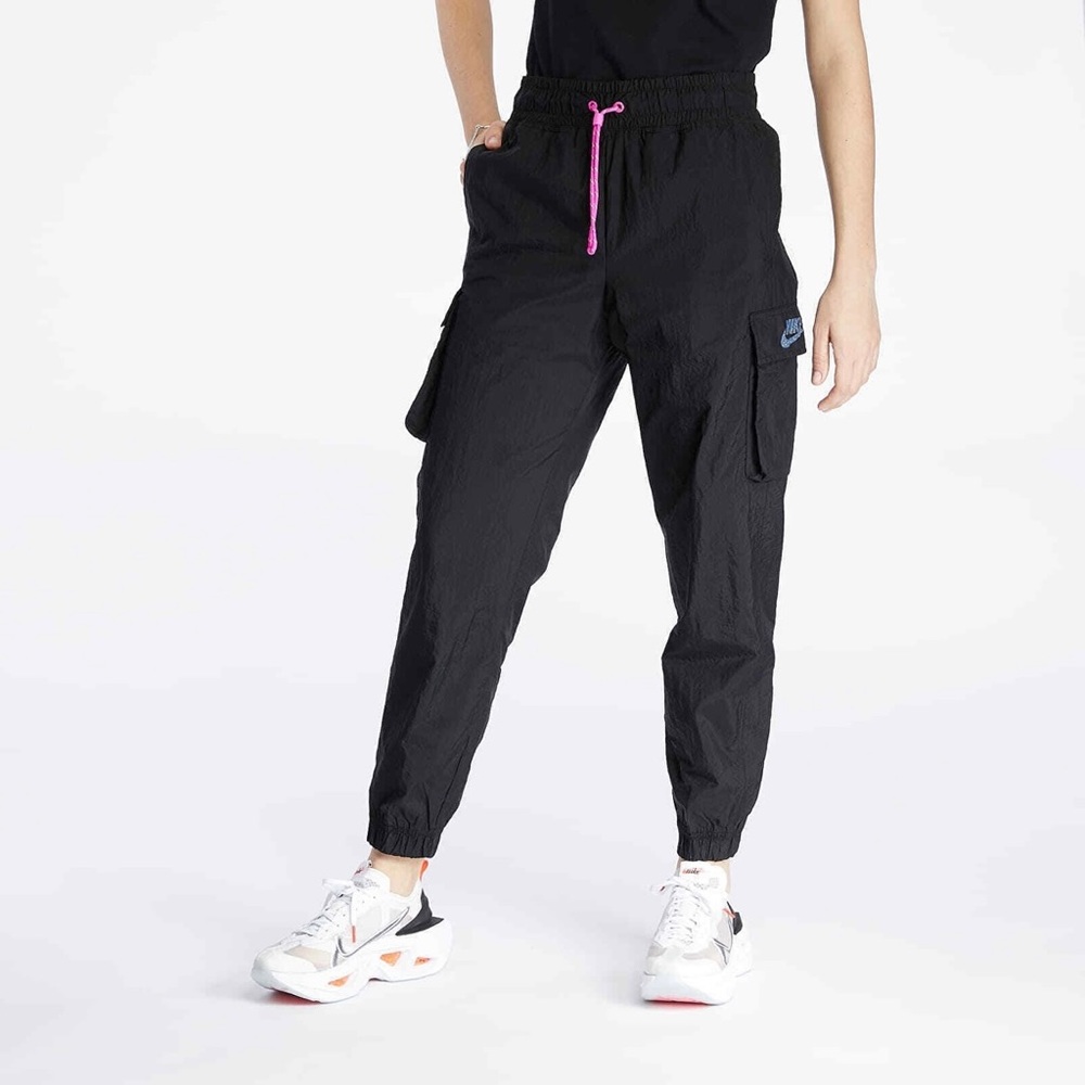 NWT Nike Sportswear Icon Clash Cargo Pants Black Fire Pink XS